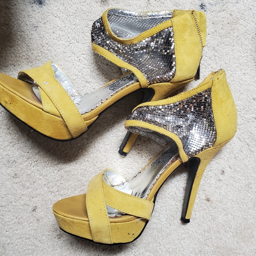 Women's wedges/heels